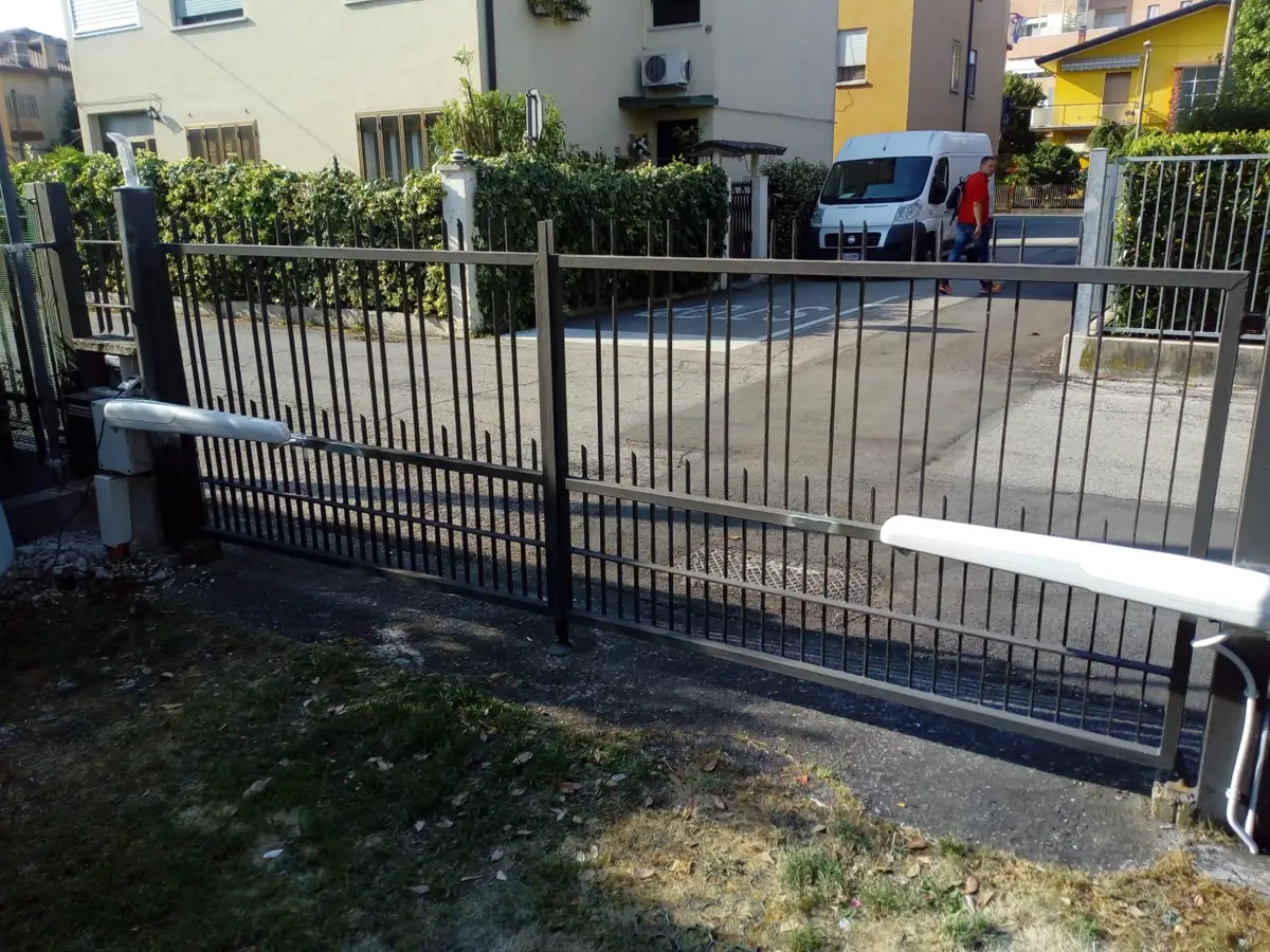Cancelli Automatici Treviso: Riparazione | Tel. 0422 1890068 – cancello scorrevole