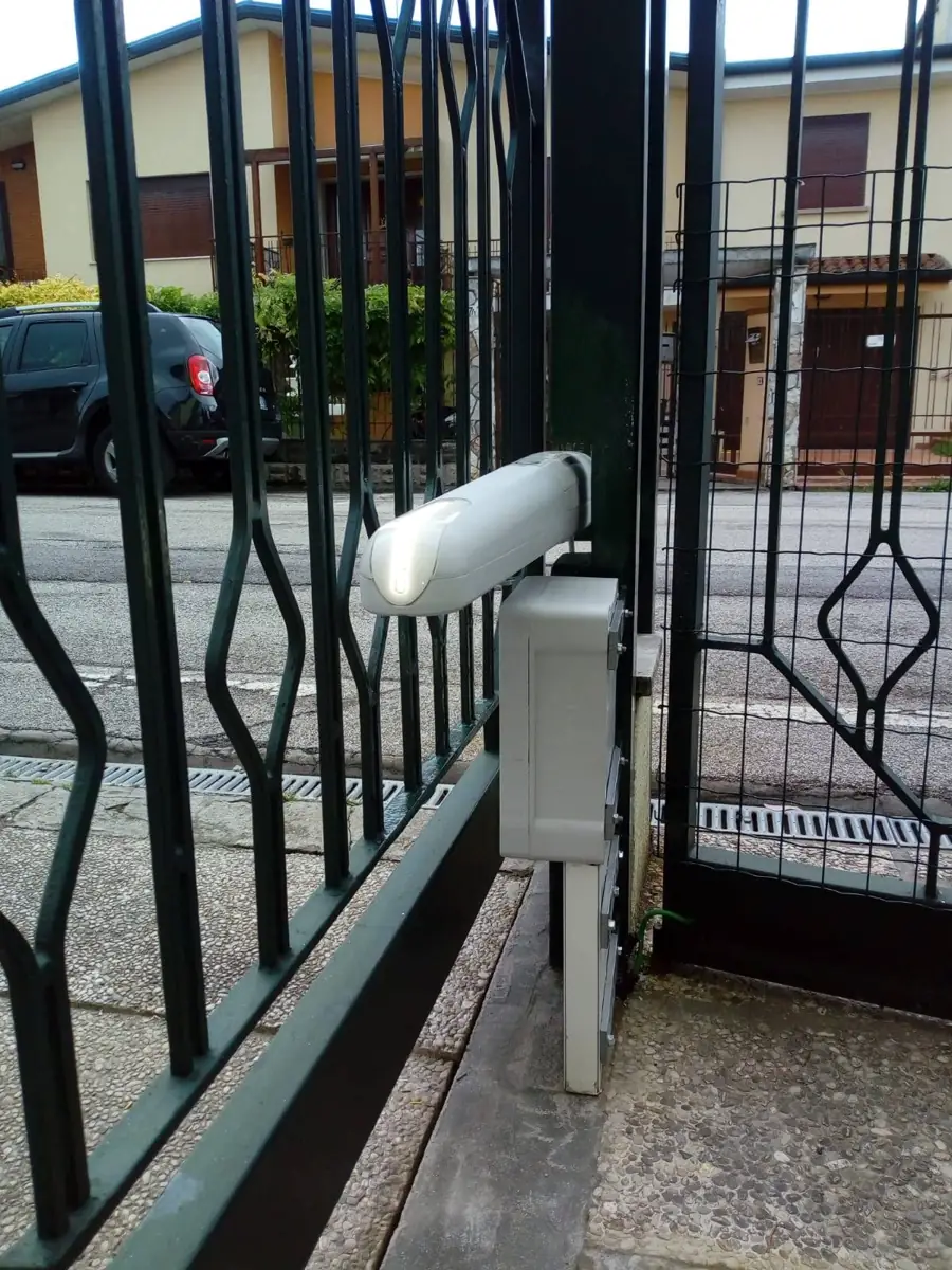 Installazione Cancelli Automatici Treviso | Tel. 0422 1890068 – motore lineare